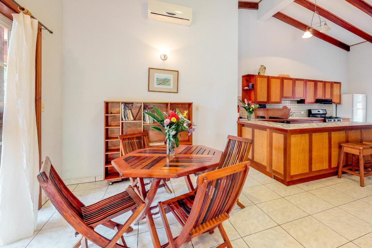 Framadani Villas San Ignacio Room photo